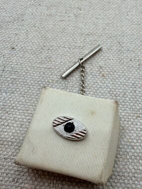 Silver Oval Men’s Cufflink with Black Center